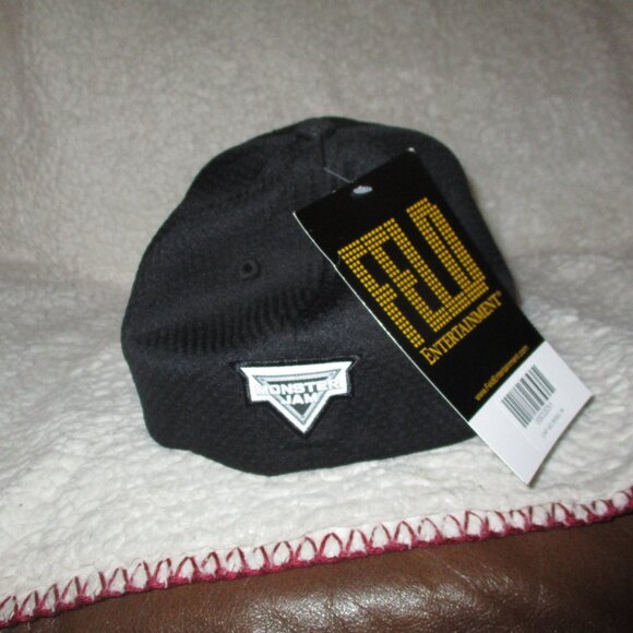 Grave Digger Monster Jam Racing  Hat NWT  Adult - Picture 3 of 4